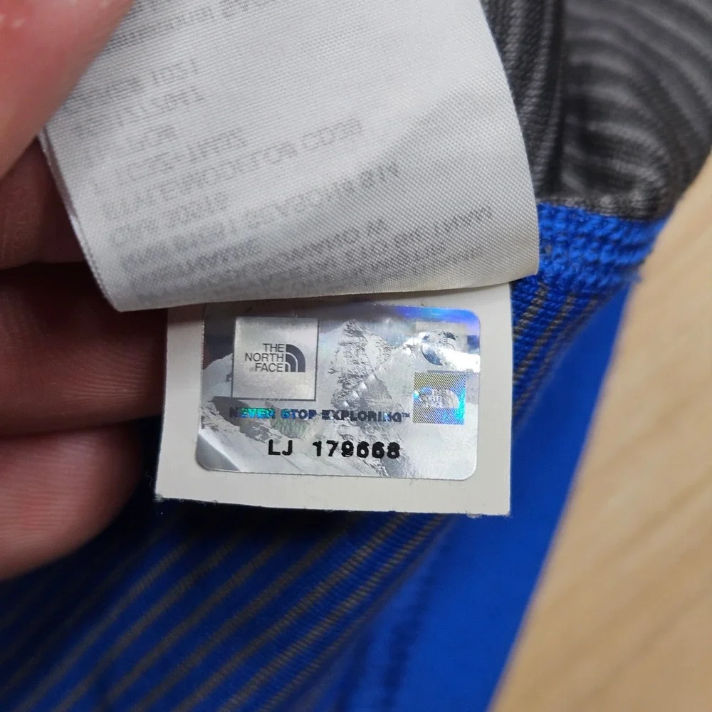 The North Face FlashDry Base Layer Shirt Mens M Blue Long Sleeve Hiking Active